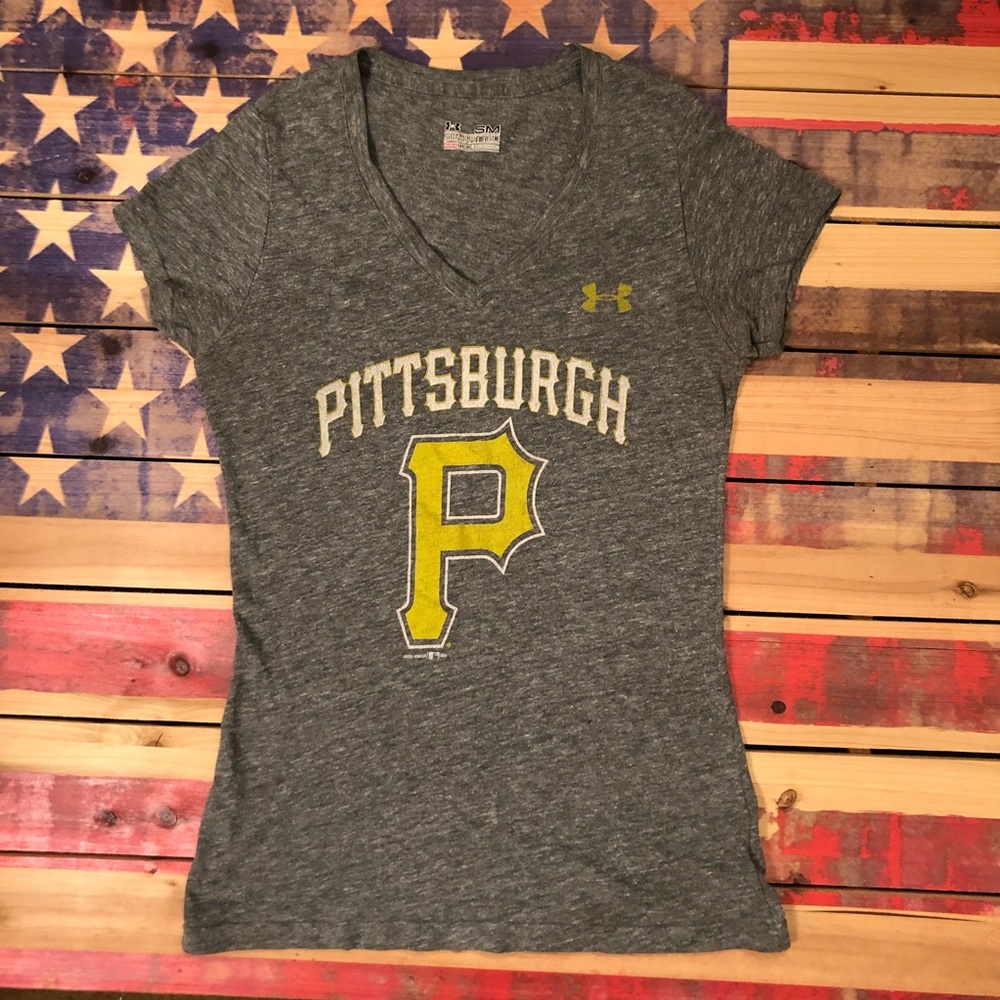 🎀 Under Armour Pittsburgh Pirates T-shirt